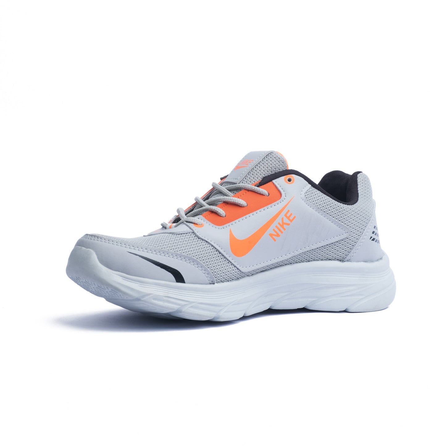 Sports shoe with EVA sole