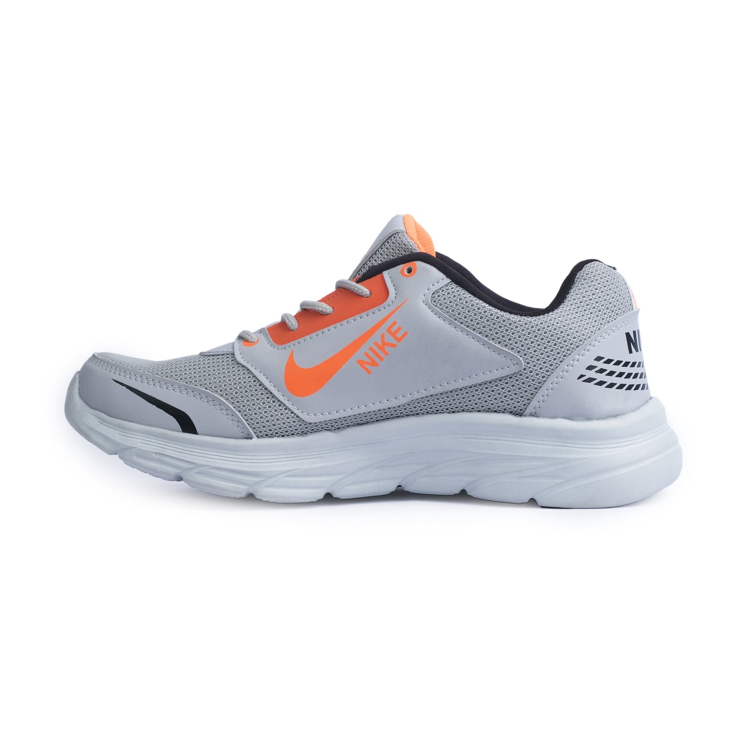 Sports shoe with EVA sole
